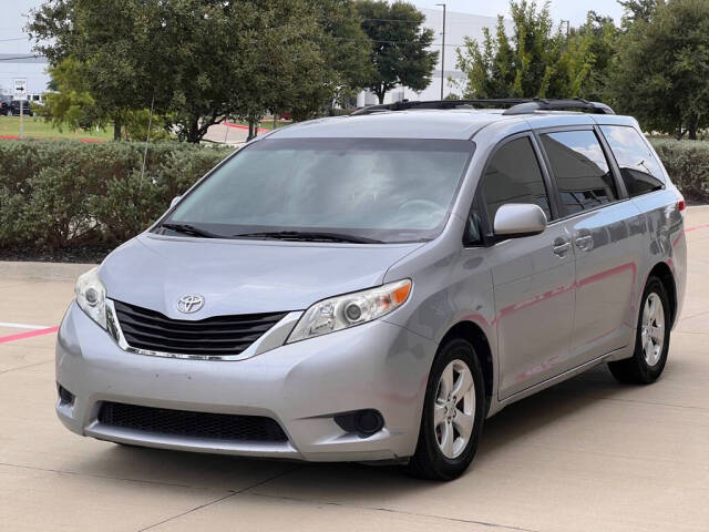 2013 Toyota Sienna for sale at Executive Auto Sales DFW LLC in Arlington, TX