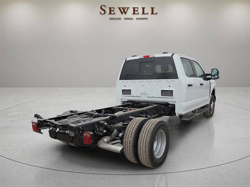 2026 Ford F-350 Super Duty XL