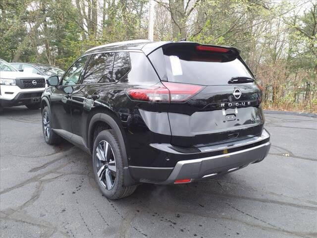 2024 Nissan Rogue SL