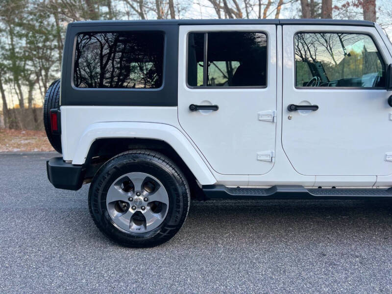 2017 Jeep Wrangler Unlimited Sahara
