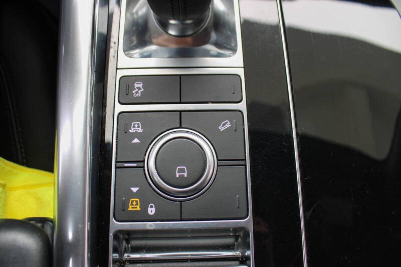 2021 Land Rover Range Rover Sport HSE Silver Edition