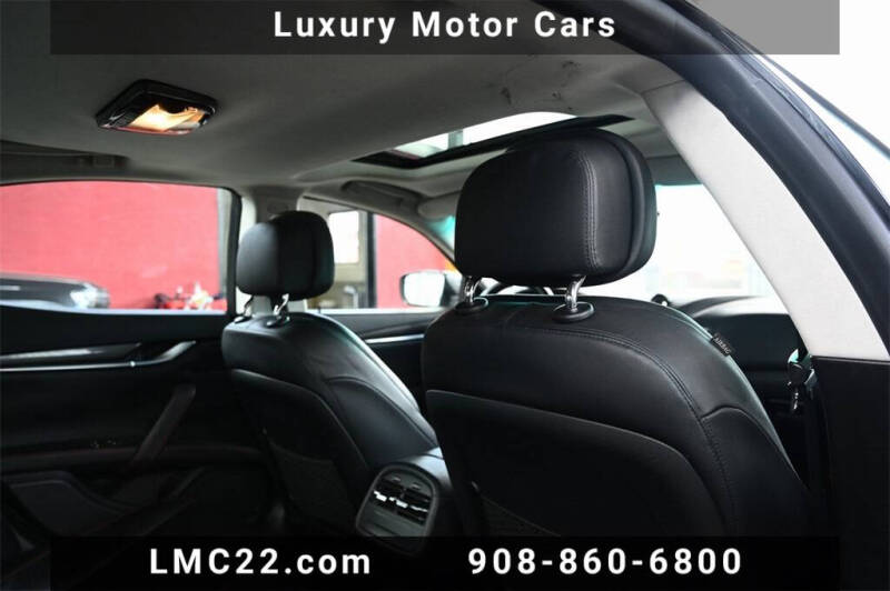 2016 Maserati Ghibli