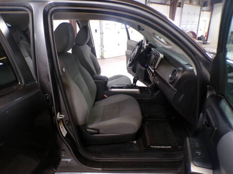2017 Toyota Tacoma SR5 V6