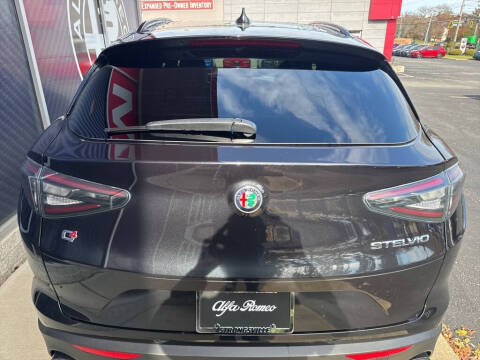 2025 Alfa Romeo Stelvio