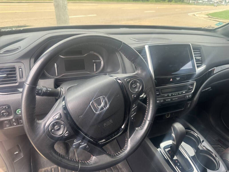 2017 Honda Ridgeline Black Edition