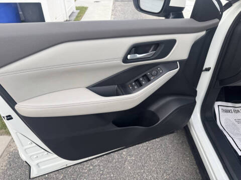 2022 Nissan Rogue SV