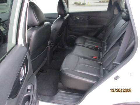 2017 Nissan Rogue SL