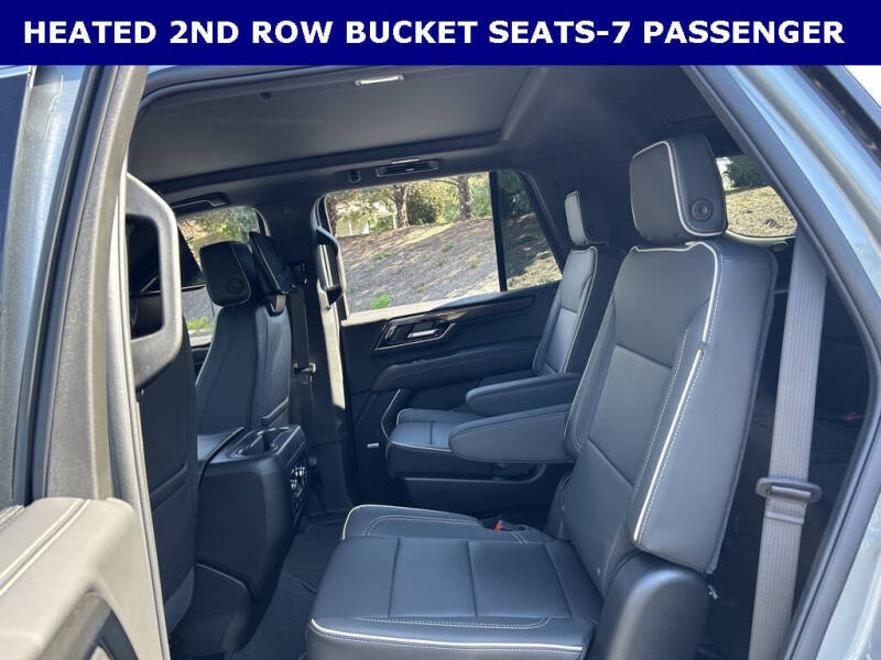 2025 GMC Yukon Elevation