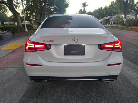 2020 Mercedes-Benz A-Class A 220