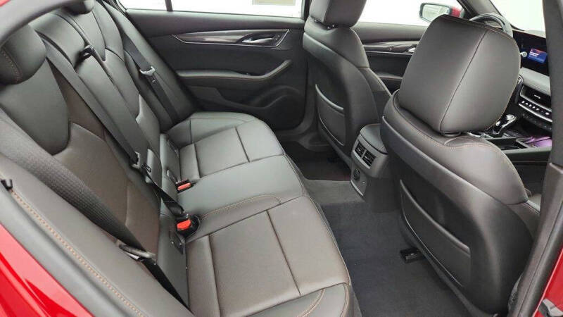 2025 Cadillac CT5 Sport