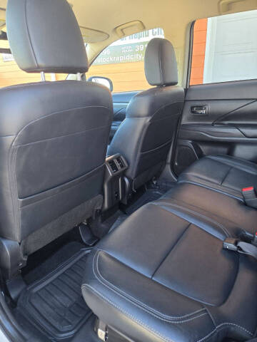 2020 Mitsubishi Outlander SEL