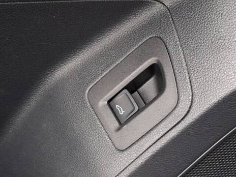 2020 Volkswagen Atlas Cross Sport V6 SEL R-Line 4Motion