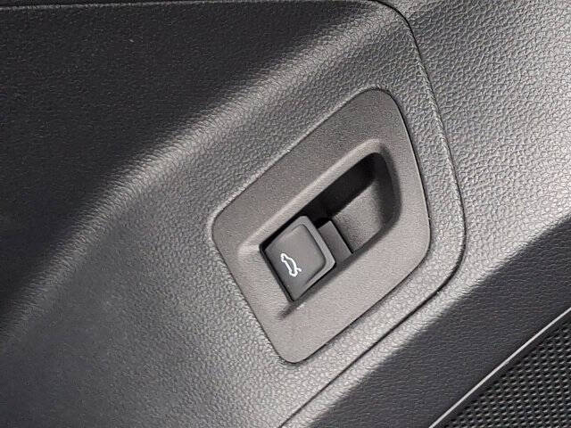 2020 Volkswagen Atlas Cross Sport V6 SEL R-Line 4Motion