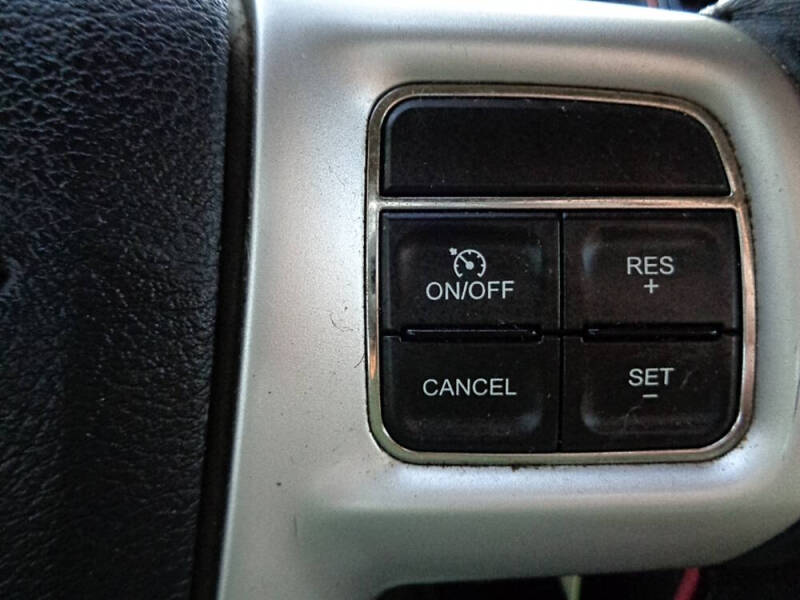 2012 Chrysler 200 Limited