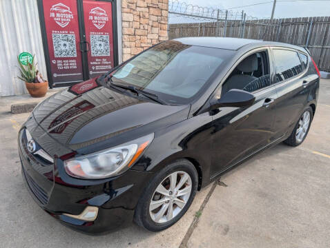 2012 Hyundai Accent SE