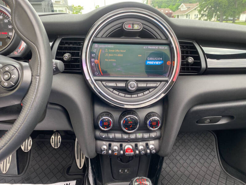 2019 MINI Convertible John Cooper Works