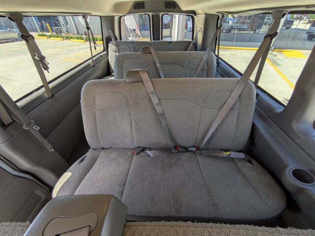 2024 Chevrolet Express LT 3500