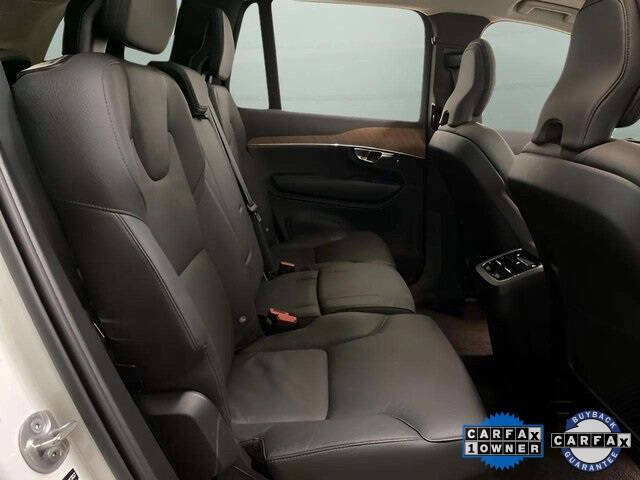 2025 Volvo XC90 B6 Plus Bright Theme 7P