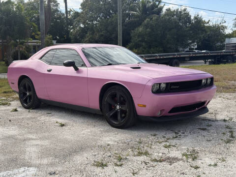 2014 Dodge Challenger SXT