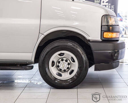2022 Chevrolet Express 2500