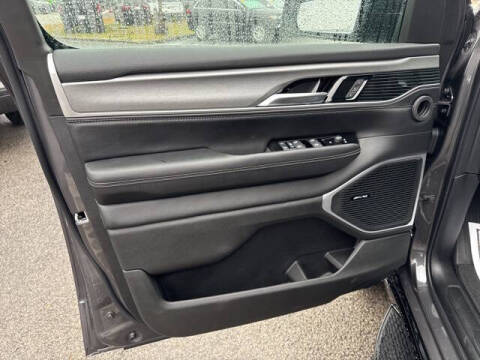 2025 Jeep Wagoneer L Series II