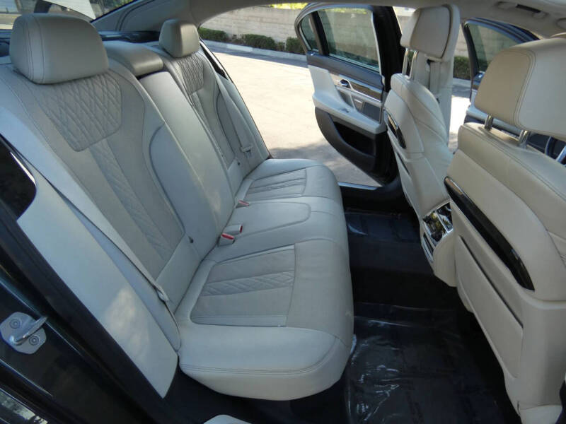 2016 BMW 7 Series 750i xDrive