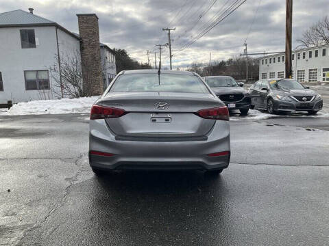 2021 Hyundai Accent SE
