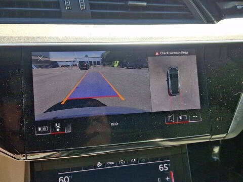 2024 Audi Q8 e-tron quattro Premium Plus