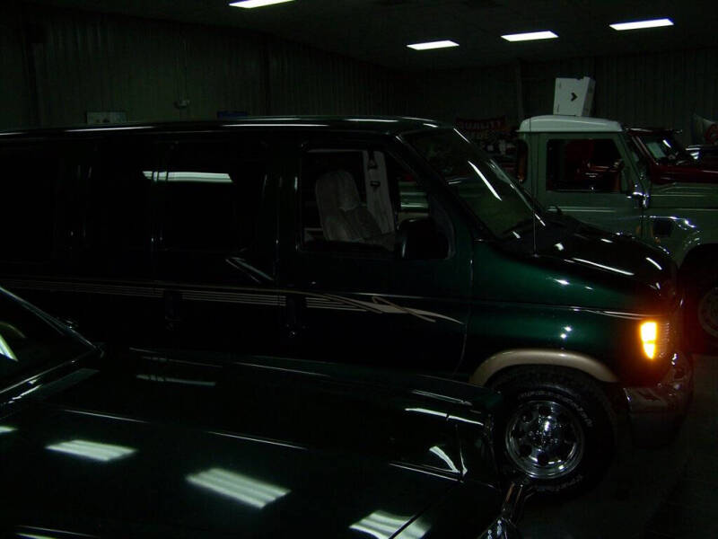2000 Ford E-Series E-150