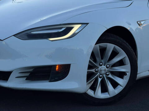 2016 Tesla Model S