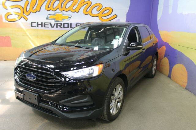 2022 Ford Edge Titanium
