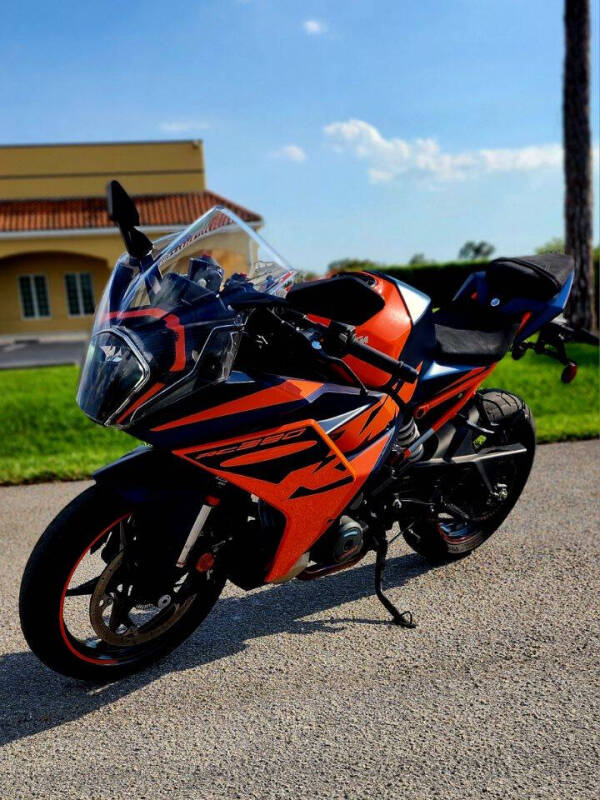 2022 KTM RC 390