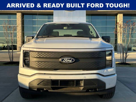 2025 Ford F-150 Lightning Flash