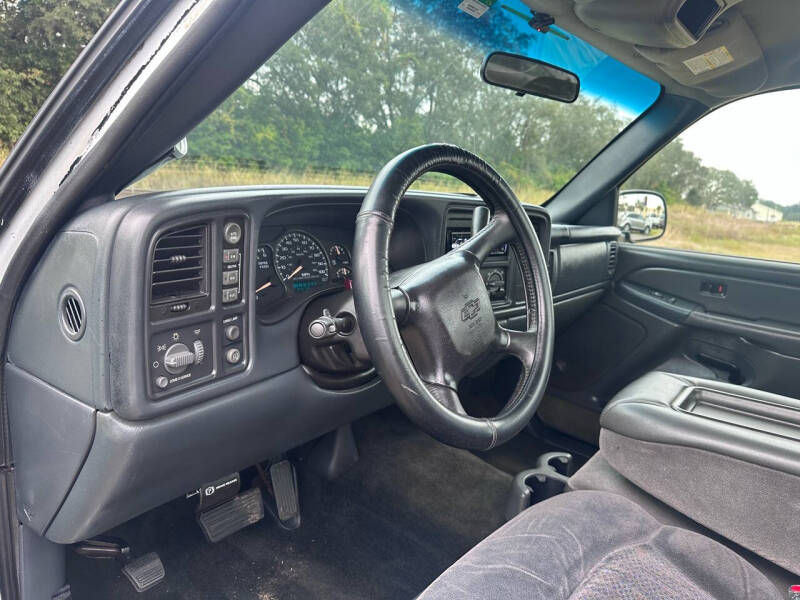 2002 Chevrolet Silverado 1500 base photo 12