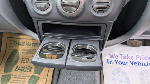 2000 Toyota Funcargo Yaris
