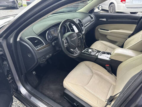 2016 Chrysler 300 C