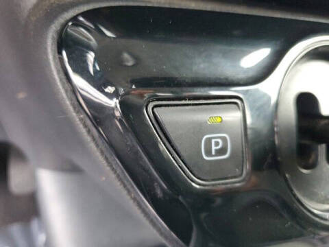 2020 Toyota Prius LE