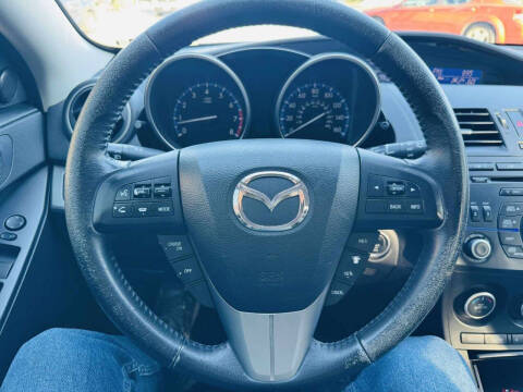 2013 Mazda MAZDA3 i Touring