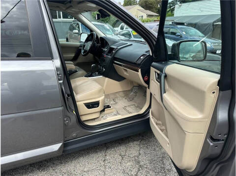 2011 Land Rover LR2