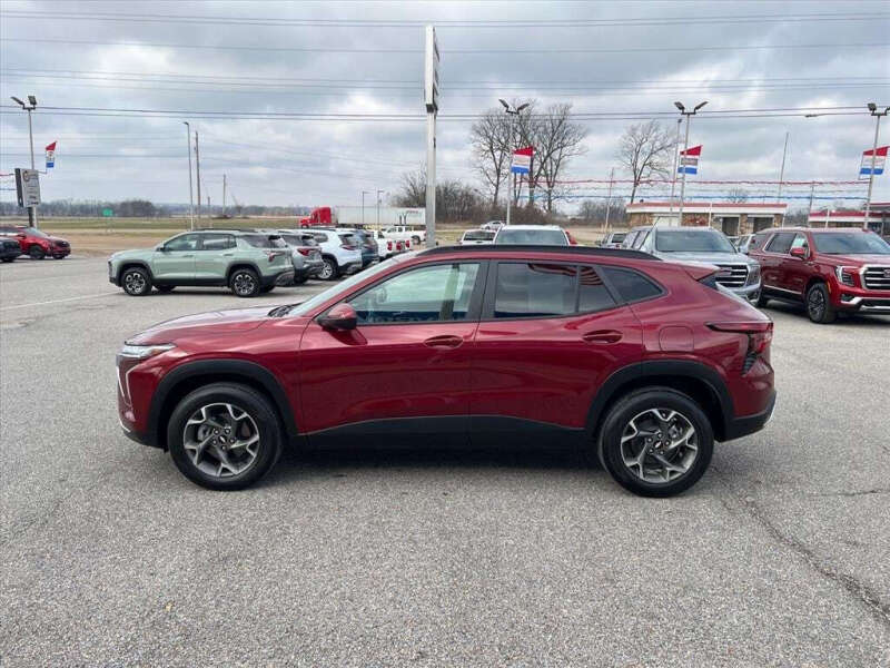 2024 Chevrolet Trax LT