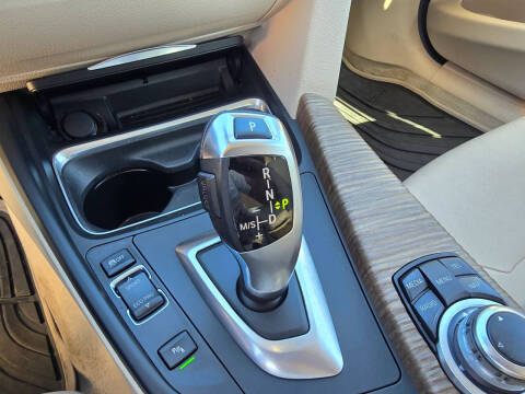 2012 BMW 3 Series 328i