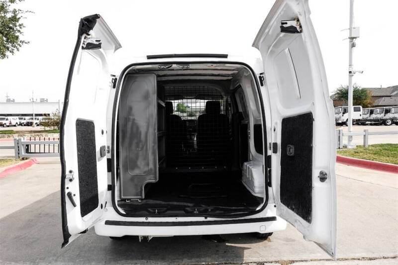 2019 Nissan NV200 SV