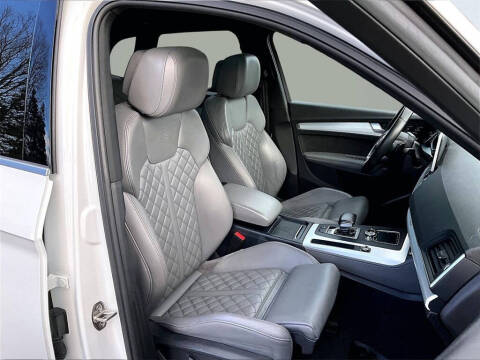 2019 Audi SQ5 3.0T quattro Premium Plus