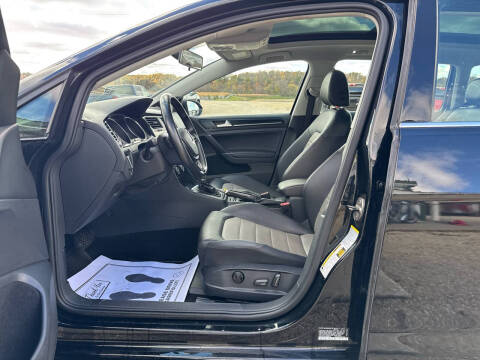 2015 Volkswagen Golf SportWagen