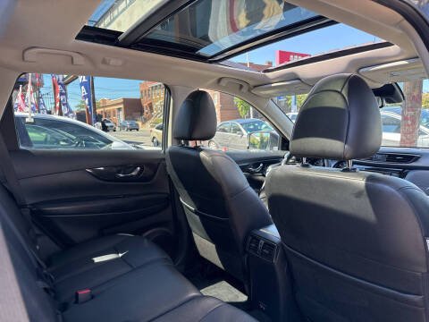 2020 Nissan Rogue SL