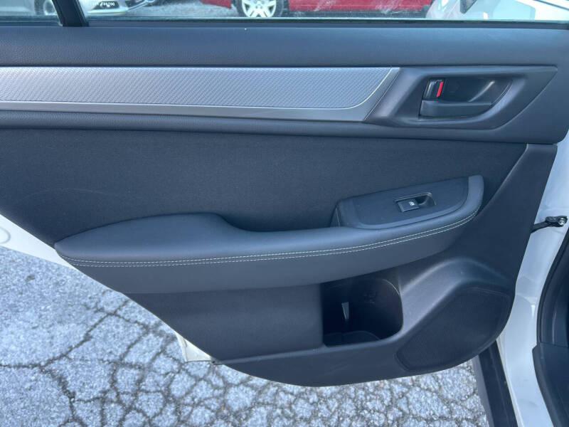 2015 Subaru Outback 2.5i