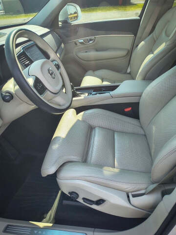 2022 Volvo XC90 T6 Inscription 7-Passenger