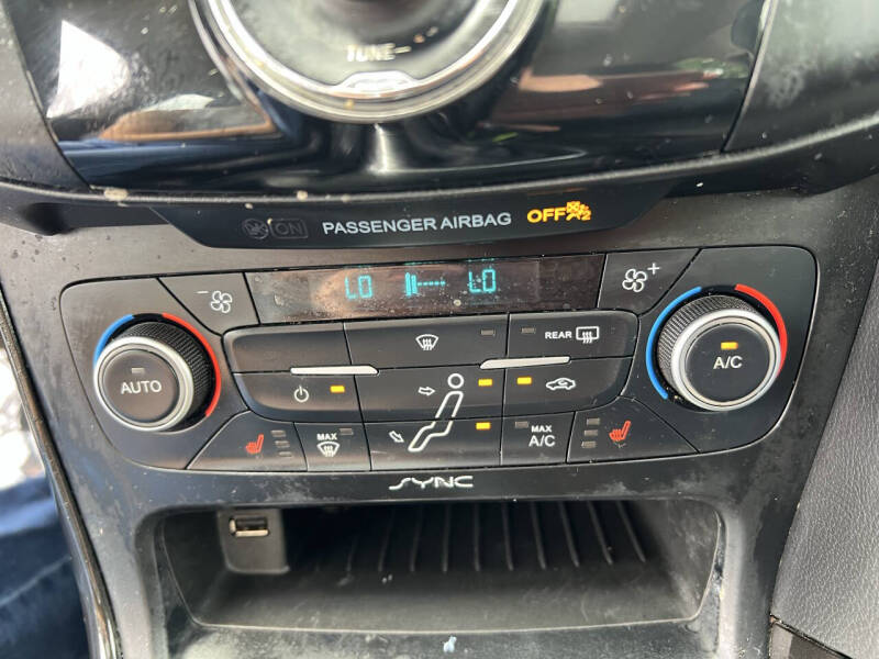 2018 Ford Focus Titanium