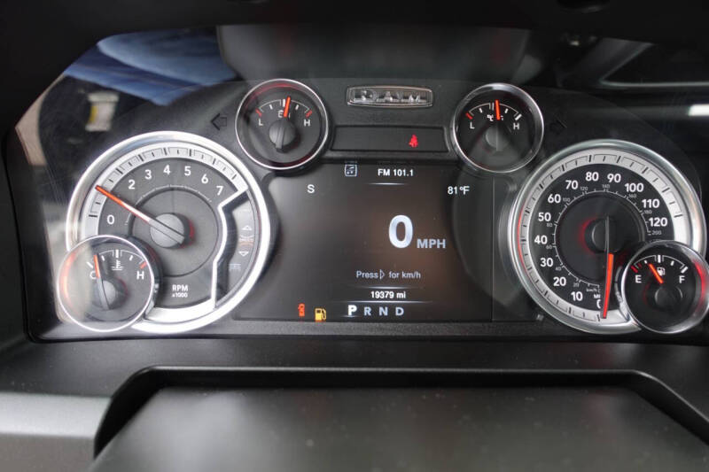 2023 RAM 1500 Classic Express