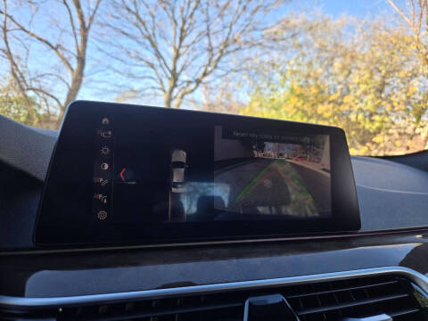 2019 BMW 5 Series 530i